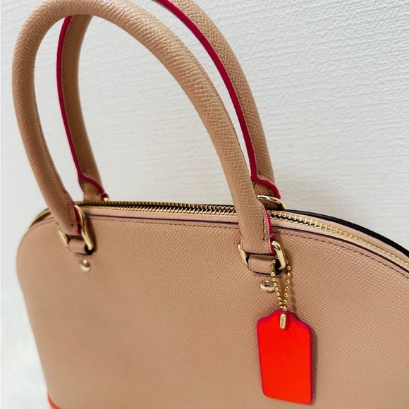 Coach Sierra Satchel in excellent condition - Picture 8 of 9